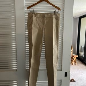 Old Navy Chinos Tan color Size 6 Regular